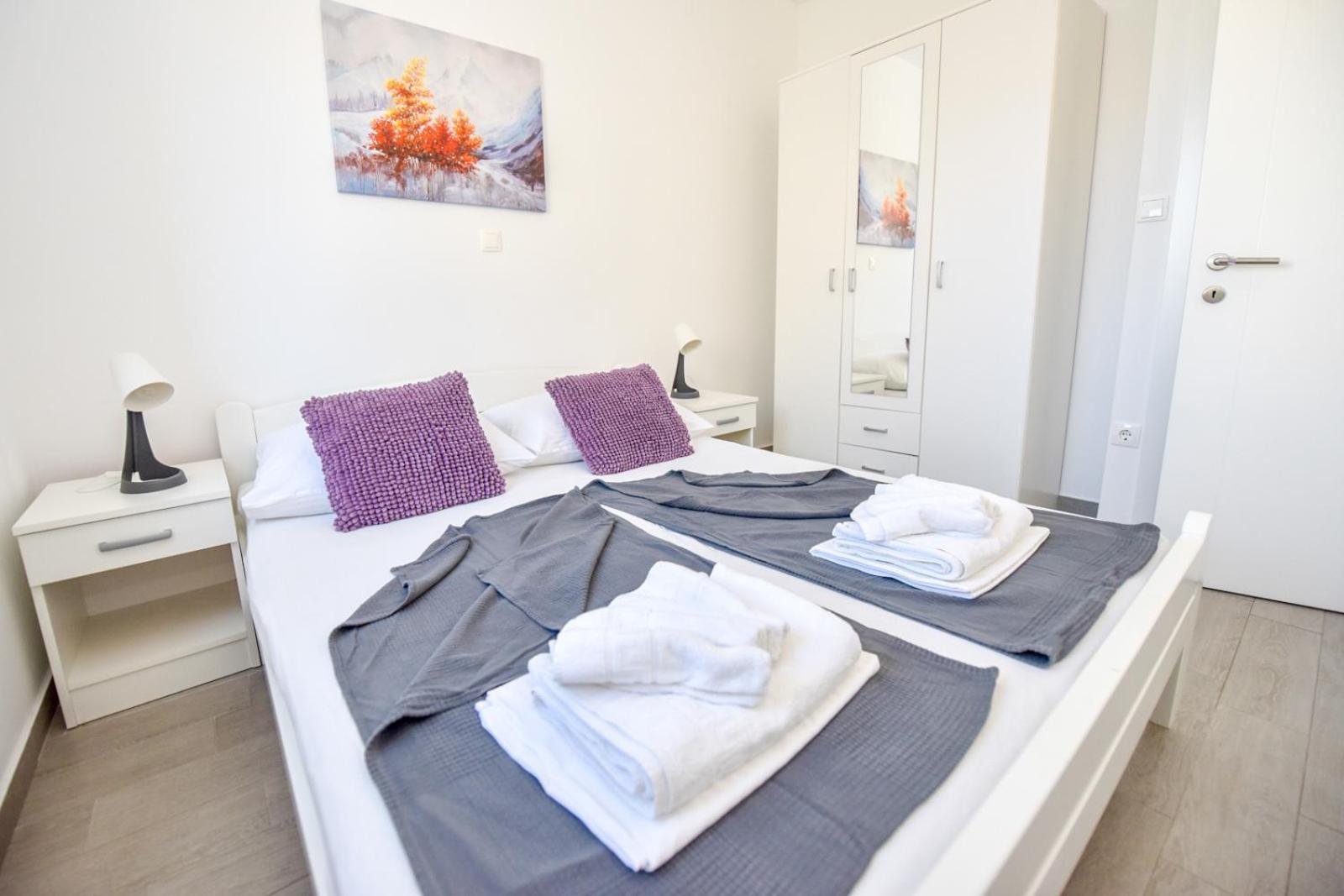 Apartments Yoko Novalja Eksteriør bilde